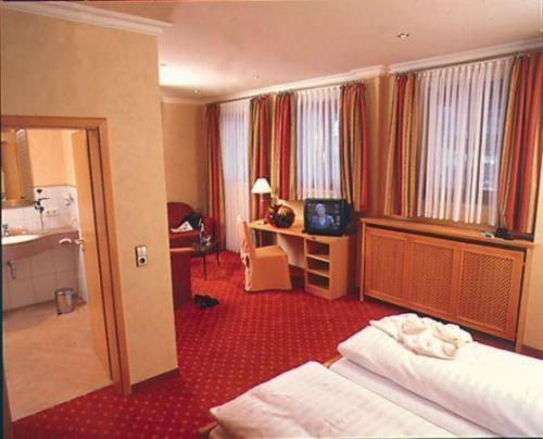 Hotel Restaurant Ochsenwirtshof 바트리폴드사우샤프바흐 객실 사진